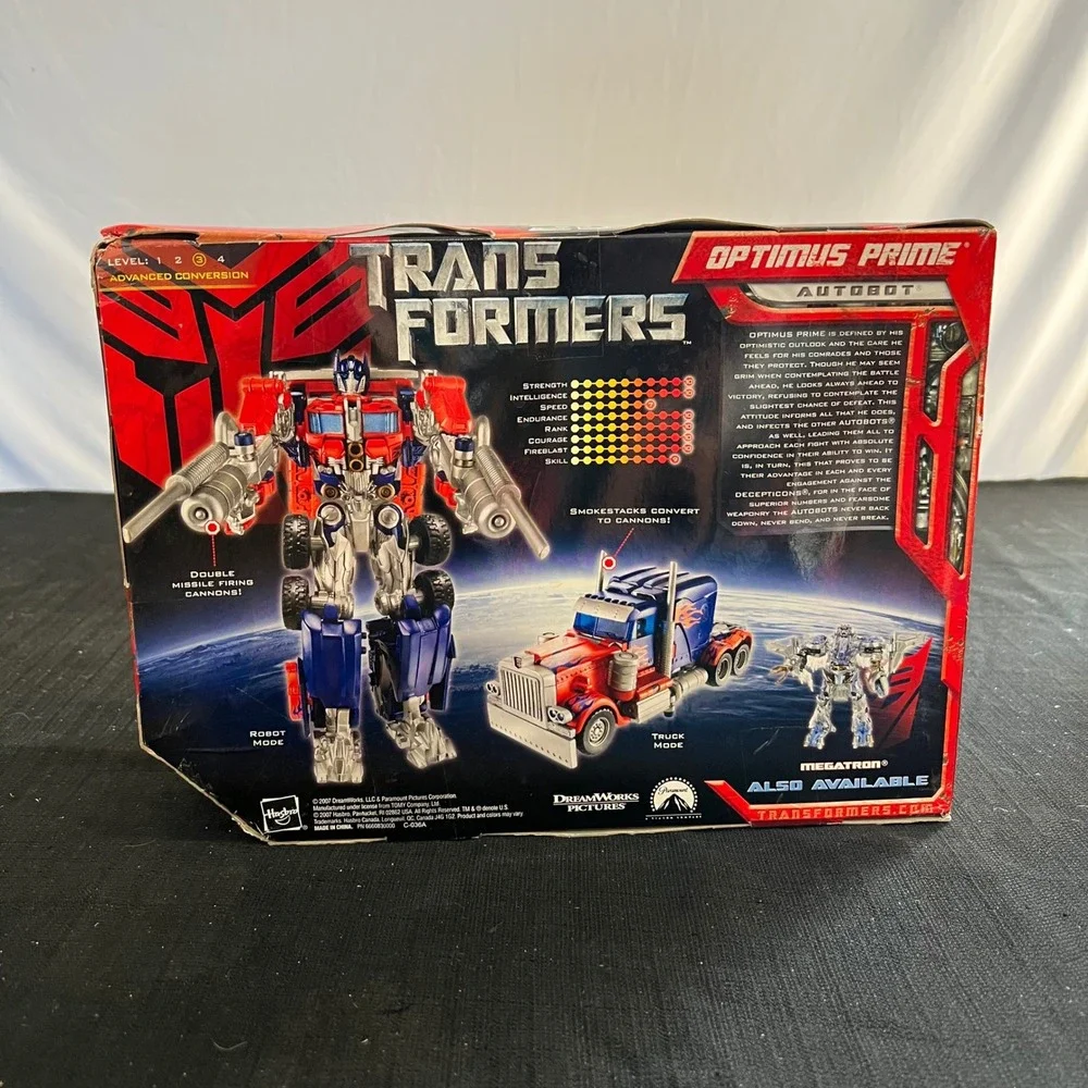 Hasbro Transformers 2007 Movie Optimus Prime Voyager Class Automorph 81408 NIB